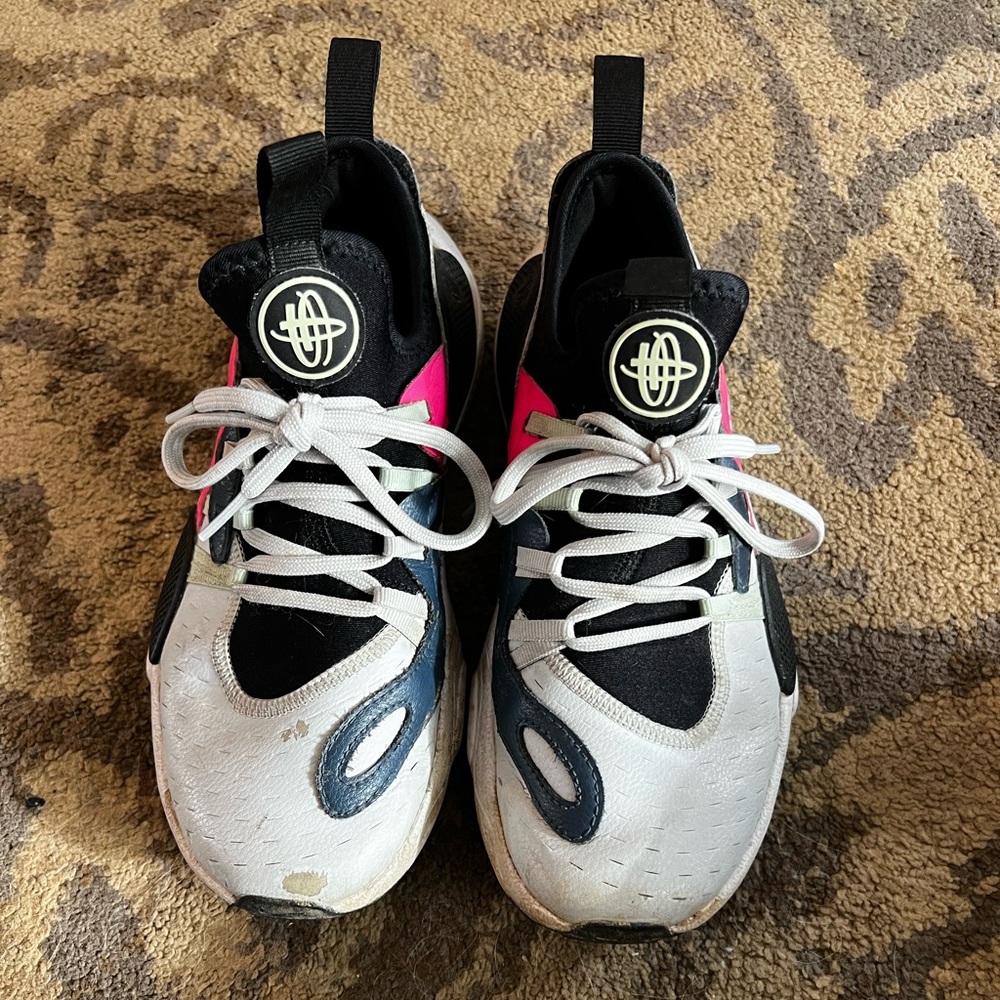 Nike shoes